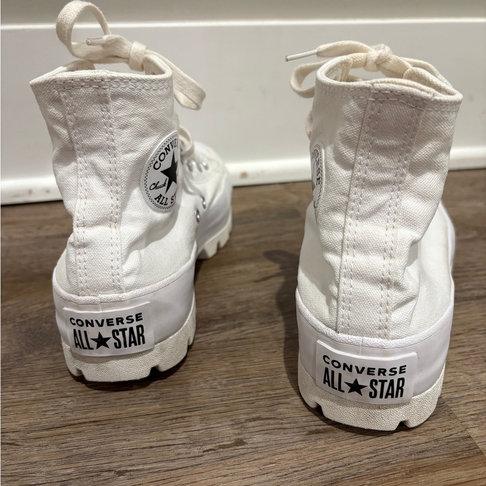 Converse Chuck Taylor All Star High Lugged White Canvas High-Tops size 5 - Picture 4 of 7